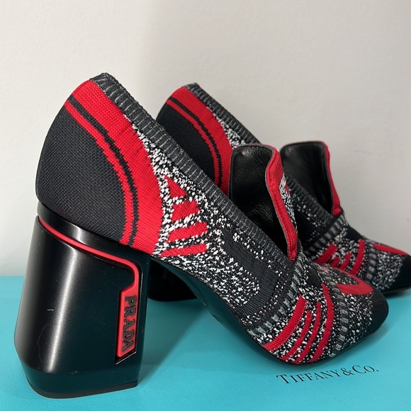 It's a shame I never wore it. - Picture 3 of 6